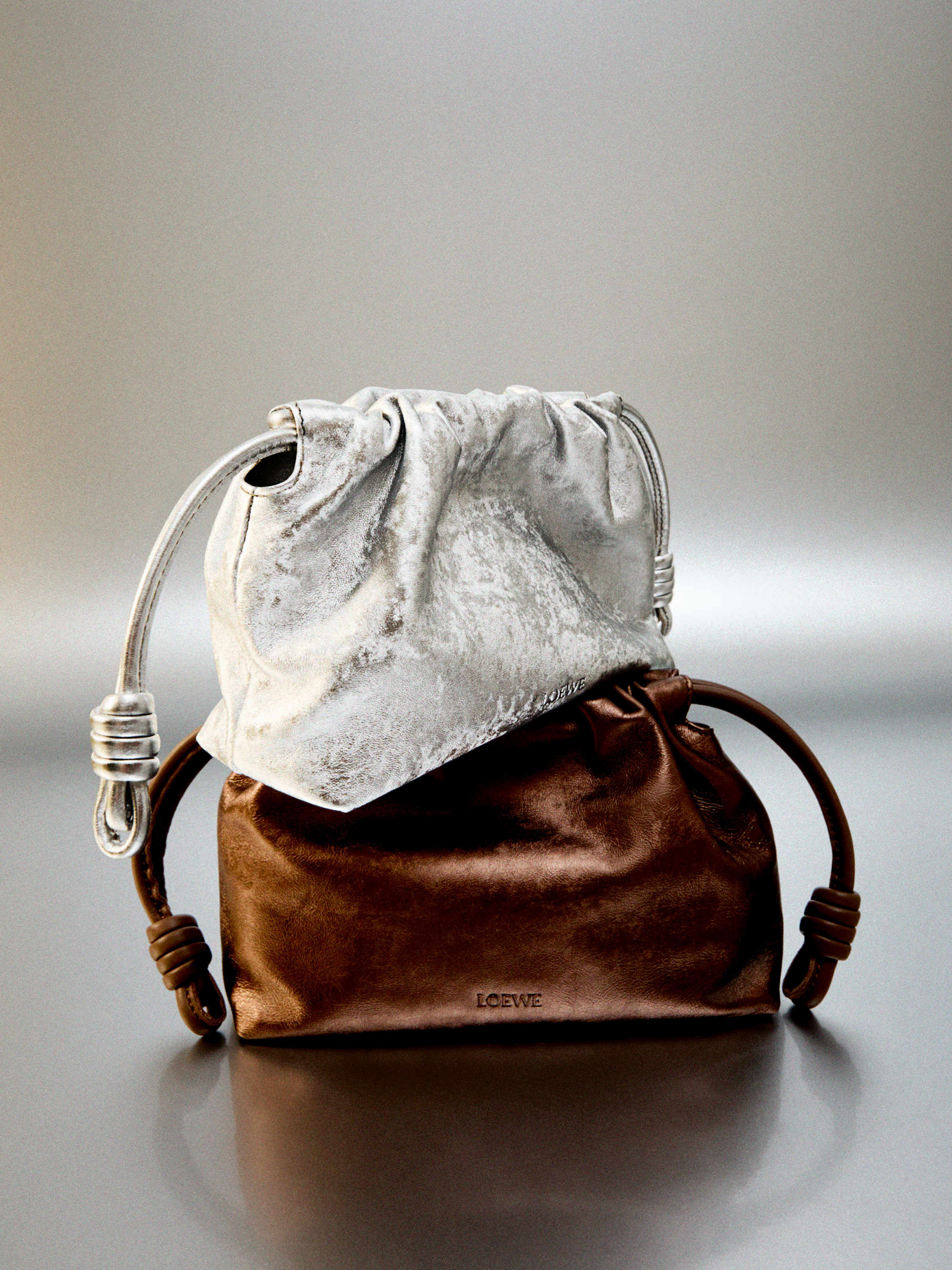 ロエベ公式オンラインストア｜LOEWE - LOEWE